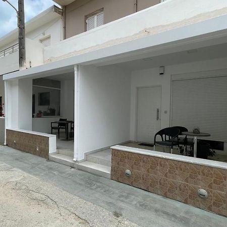 Paraskevi'S Apartments Kíssamos Eksteriør bilde
